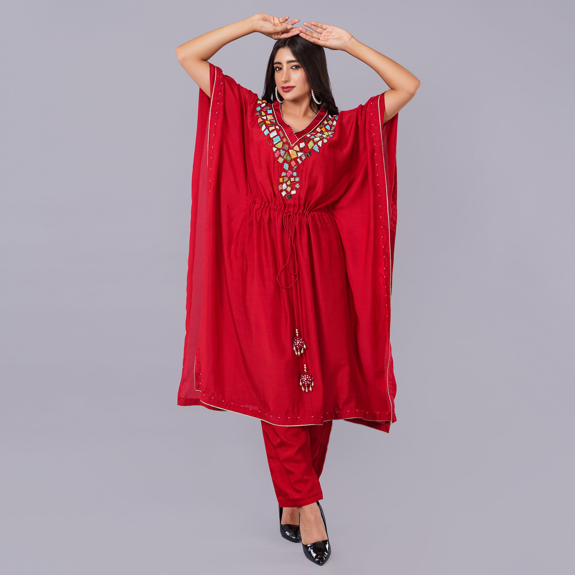 Trendy women’s embroidered kaftan set